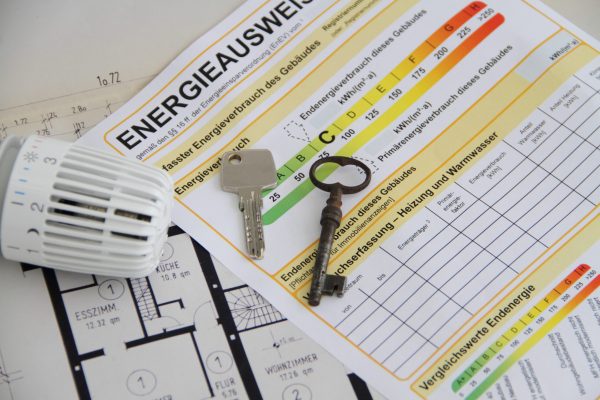 Energieausweis mit Thermostat